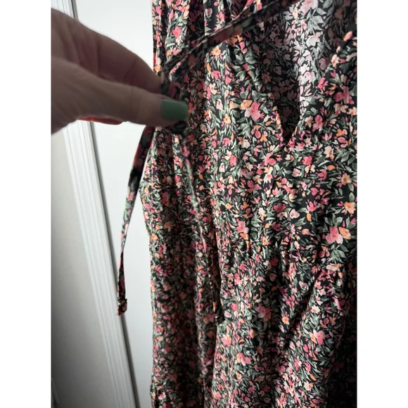 BB Dakota Steve Madden Floral Mini Dress L Black Pink - Picture 4 of 8